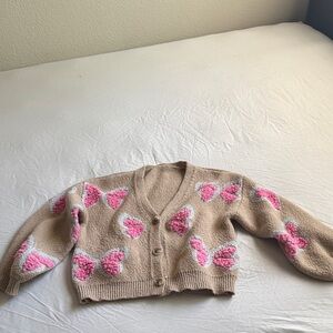 Beige Cropped Cardigan with Pink Heart Motifs